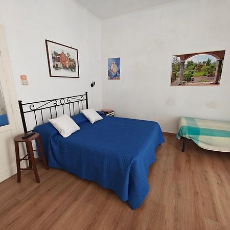 Casa Civita Фонди Екстериор снимка